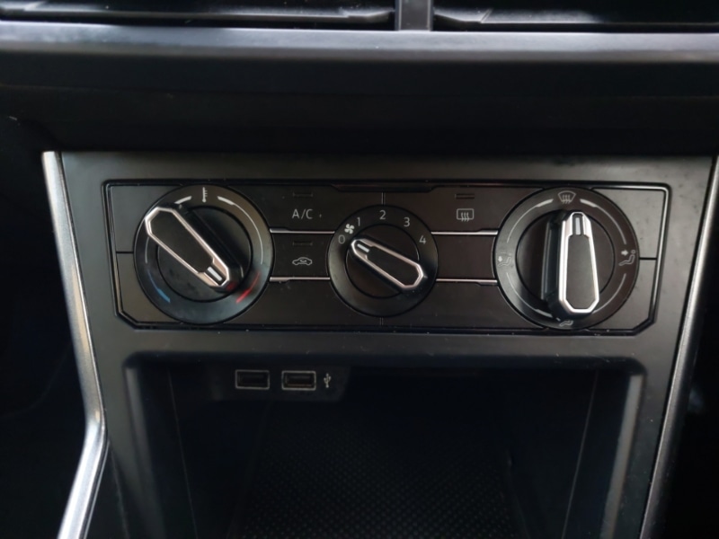 Used Volkswagen Polo 2019 for sale - 76687859: Photo 18