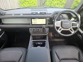 Used Land Rover Defender 2024 for sale - 79839956: Photo