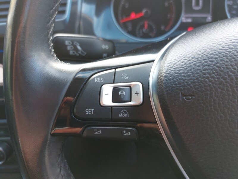 Used Volkswagen Golf 2018 for sale - 76388006: Photo 18