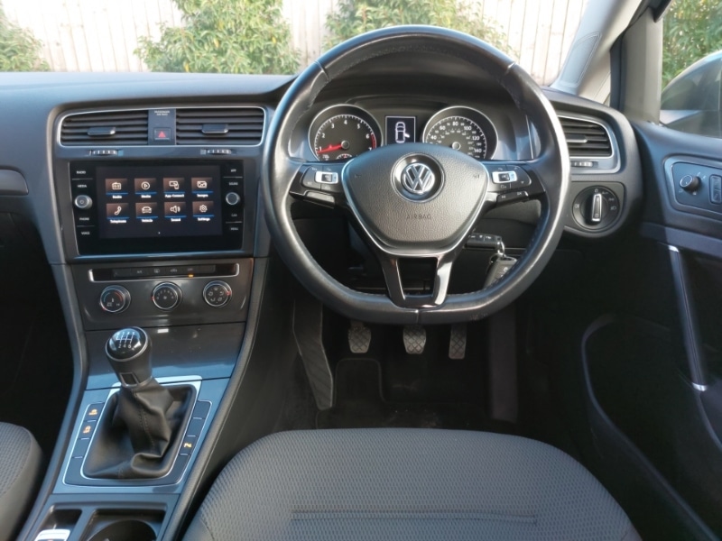 Used Volkswagen Golf 2018 for sale - 76388006: Photo 5