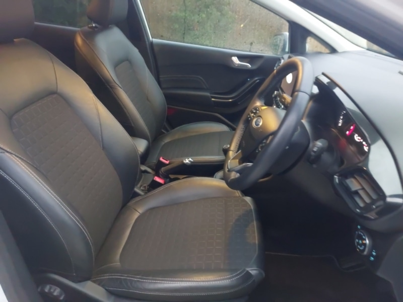 Used Ford Fiesta 2018 for sale - 76708012: Photo 13