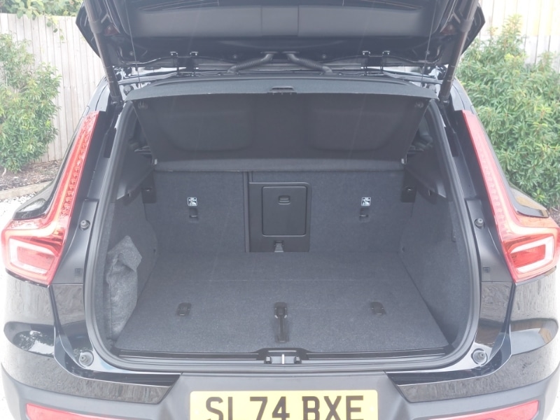 Used Volvo XC40 2024 for sale - 76696183: Photo 8