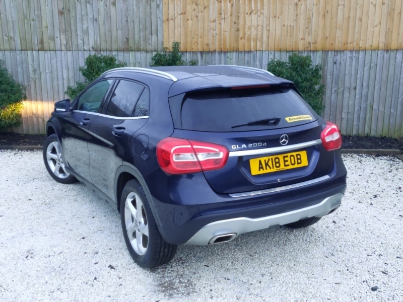 Used Mercedes-Benz GLA 2018 for sale - 77611145: Photo 3