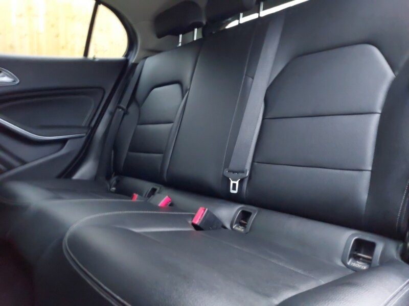 Used Mercedes-Benz GLA 2018 for sale - 77611145: Photo 6