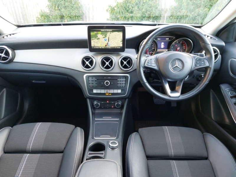 Used Mercedes-Benz GLA 2019 for sale - 77731607: Photo 2