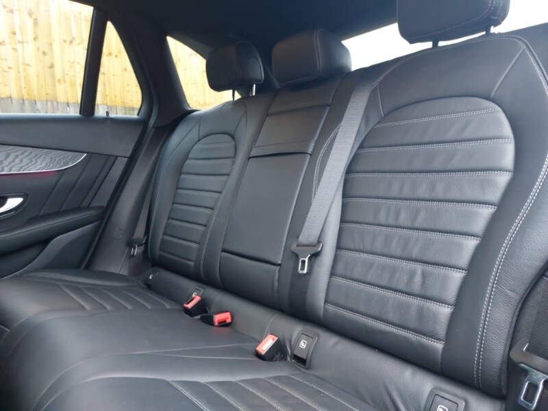 Used Mercedes-Benz GLC 2020 for sale - 76579622: Photo 6