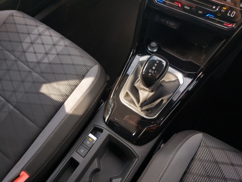 Used Volkswagen T-Roc 2024 for sale - 76696142: Photo 17