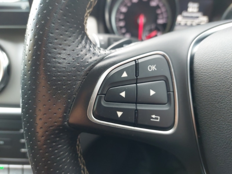 Used Mercedes-Benz GLA 2017 for sale - 76860450: Photo 18