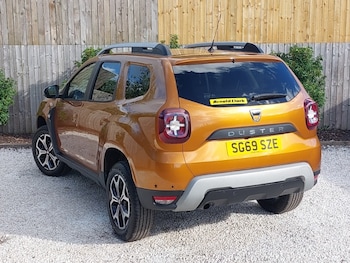 Used Dacia Duster 2019 for sale - 75976549: Photo