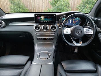 Used Mercedes-Benz GLC 2020 for sale - 76498399: Photo