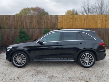 Used Mercedes-Benz GLC 2020 for sale - 76498399: Photo