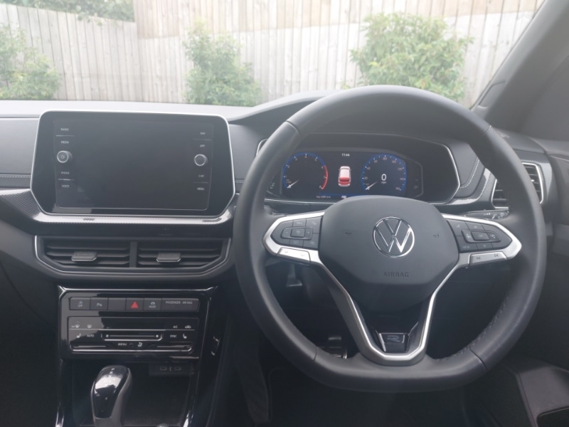 Used Volkswagen T-Cross 2024 for sale - 76543732: Photo 2