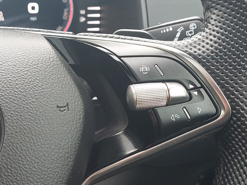 Used Skoda Karoq 2024 for sale - 76614241: Photo 16