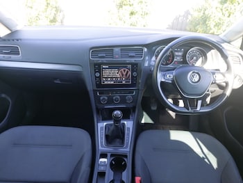 Used Volkswagen Golf 2019 for sale - 78343016: Photo