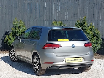 Used Volkswagen Golf 2019 for sale - 78343016: Photo