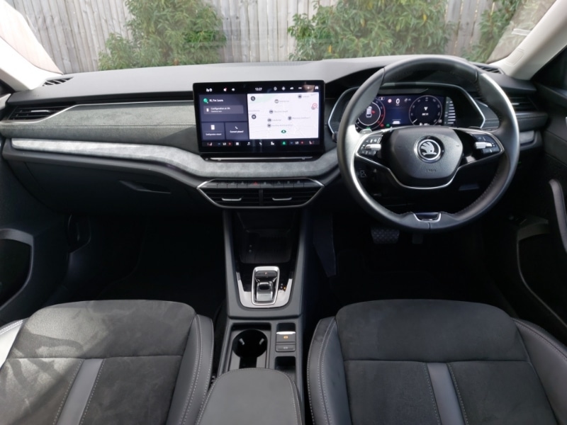 Used Skoda Octavia 2024 for sale - 76397549: Photo 2