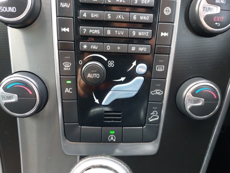 Used Volvo XC60 2017 for sale - 76925296: Photo 15