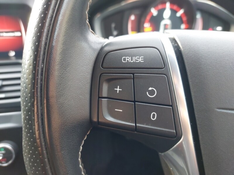 Used Volvo XC60 2017 for sale - 76925296: Photo 16