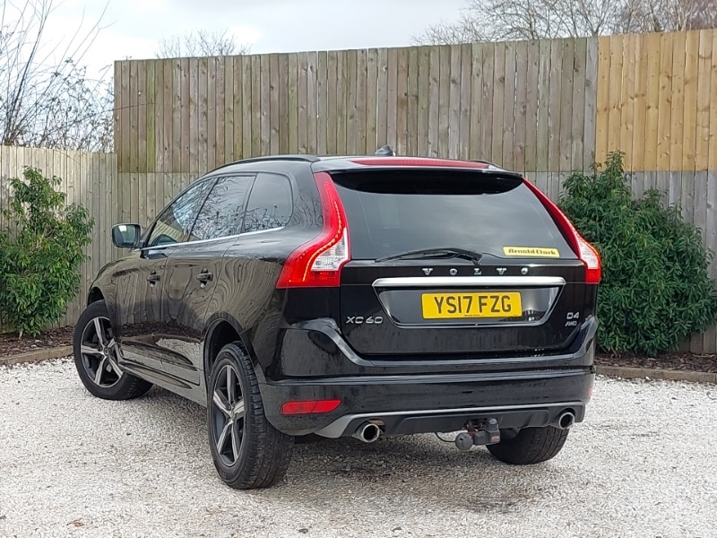 Used Volvo XC60 2017 for sale - 76925296: Photo 3