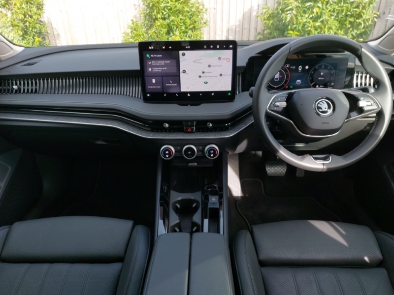 Used Skoda Superb 2024 for sale - 76696170: Photo 2