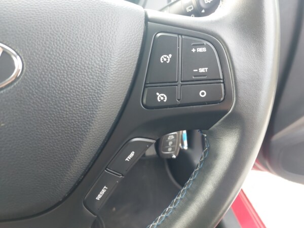 Used Hyundai i10 2016 for sale - 76225904: Photo 14