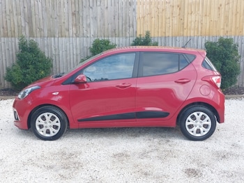 Used Hyundai i10 2016 for sale - 76225904: Photo 4