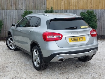 Used Mercedes-Benz GLA 2018 for sale - 76249856: Photo 3