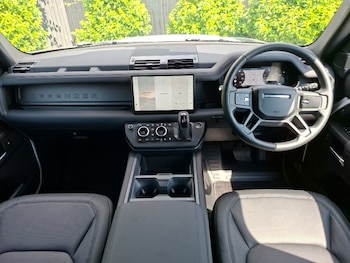 Used Land Rover Defender 2024 for sale - 79332693: Photo