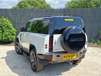 Used Land Rover Defender 2024 for sale - 79332693: Photo