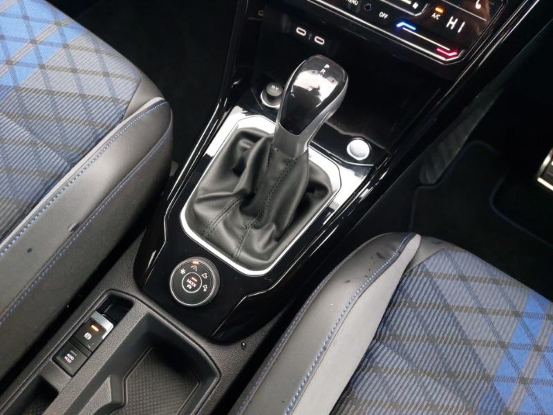 Used Volkswagen T-Roc 2025 for sale - 76165974: Photo 11