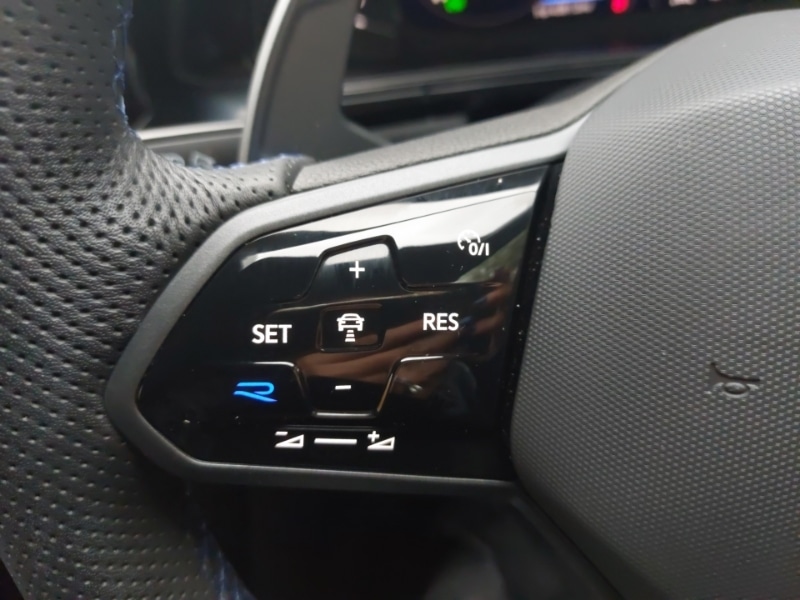 Used Volkswagen T-Roc 2025 for sale - 76165974: Photo 15
