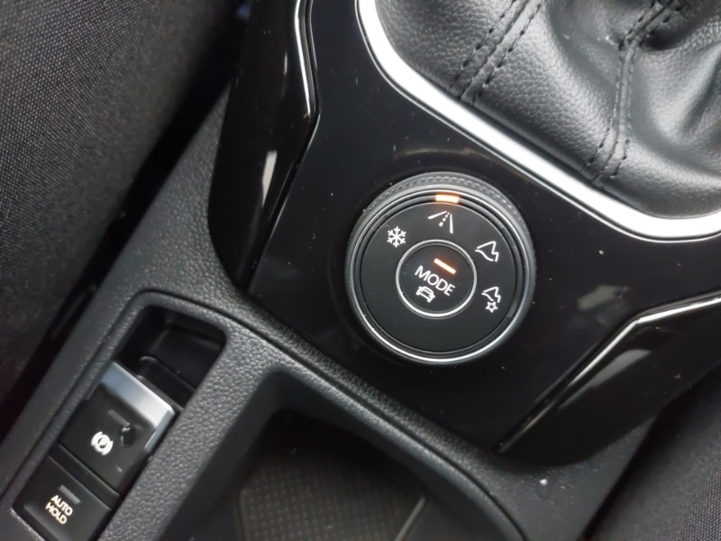 Used Volkswagen T-Roc 2025 for sale - 76165974: Photo 17