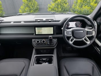 Used Land Rover Defender 2024 for sale - 79461593: Photo
