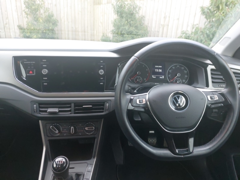 Used Volkswagen Polo 2021 for sale - 77644903: Photo 2