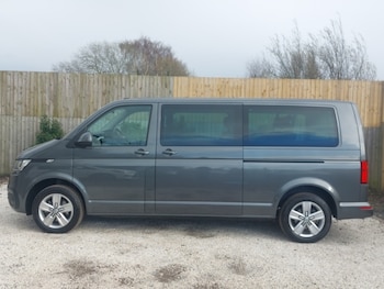 Used Volkswagen Transporter Shuttle 2024 for sale - 78113988: Photo