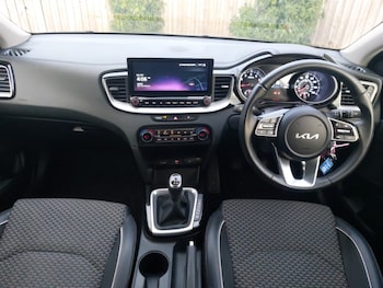 Used Kia Ceed 2022 for sale - 76537202: Photo