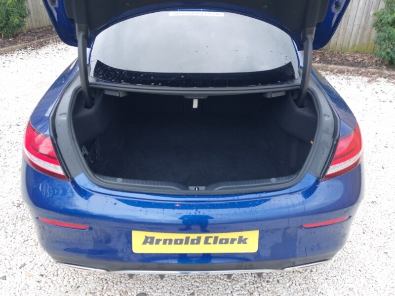 Used Mercedes-Benz C Class 2020 for sale - 77495382: Photo 8