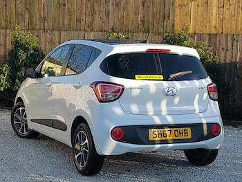 Used Hyundai i10 2017 for sale - 78321079: Photo