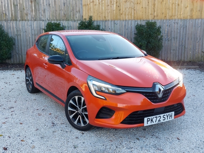 Used Renault Clio 2022 for sale - 76639528: Photo 1