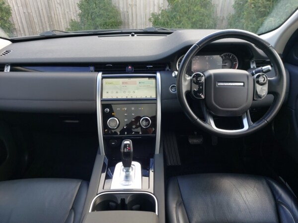 Used Land Rover Discovery Sport 2020 for sale - 76233678: Photo 2