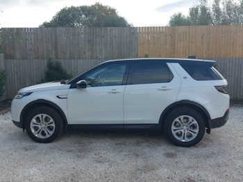 Used Land Rover Discovery Sport 2020 for sale - 76233678: Photo 4