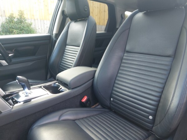 Used Land Rover Discovery Sport 2020 for sale - 76233678: Photo 5
