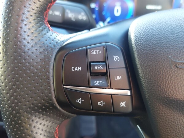 Used Ford Focus 2020 for sale - 76233837: Photo 15