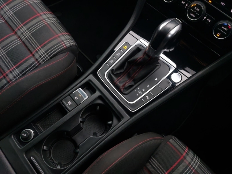 Used Volkswagen Golf 2019 for sale - 77035210: Photo 17