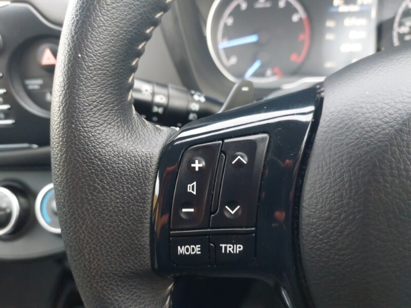 Used Toyota Yaris 2019 for sale - 76795682: Photo 15