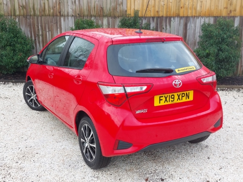 Used Toyota Yaris 2019 for sale - 76795682: Photo 3