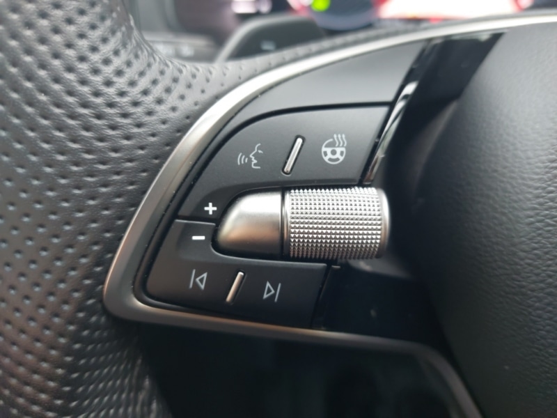 Used Skoda Karoq 2024 for sale - 77992742: Photo 16