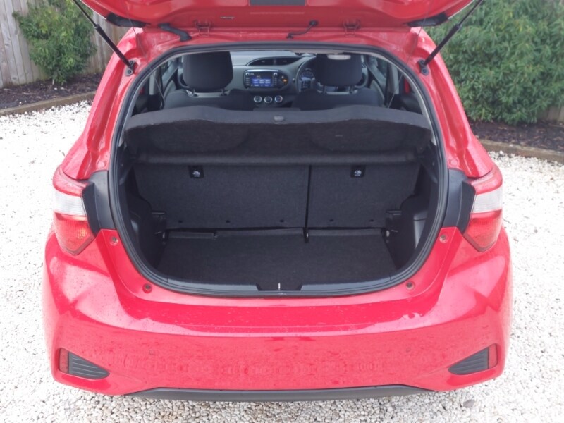 Used Toyota Yaris 2019 for sale - 77299998: Photo 8