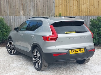 Used Volvo XC40 2024 for sale - 75599588: Photo