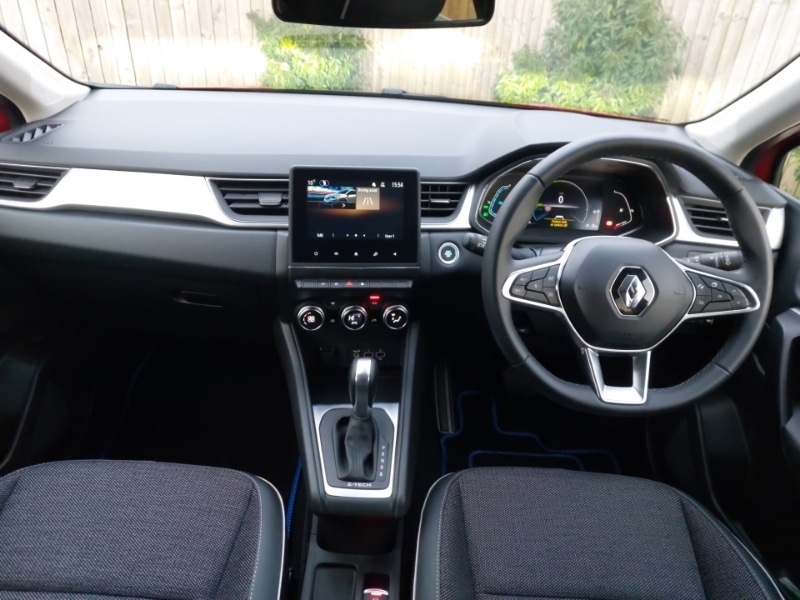 Used Renault Captur 2023 for sale - 76651735: Photo 2